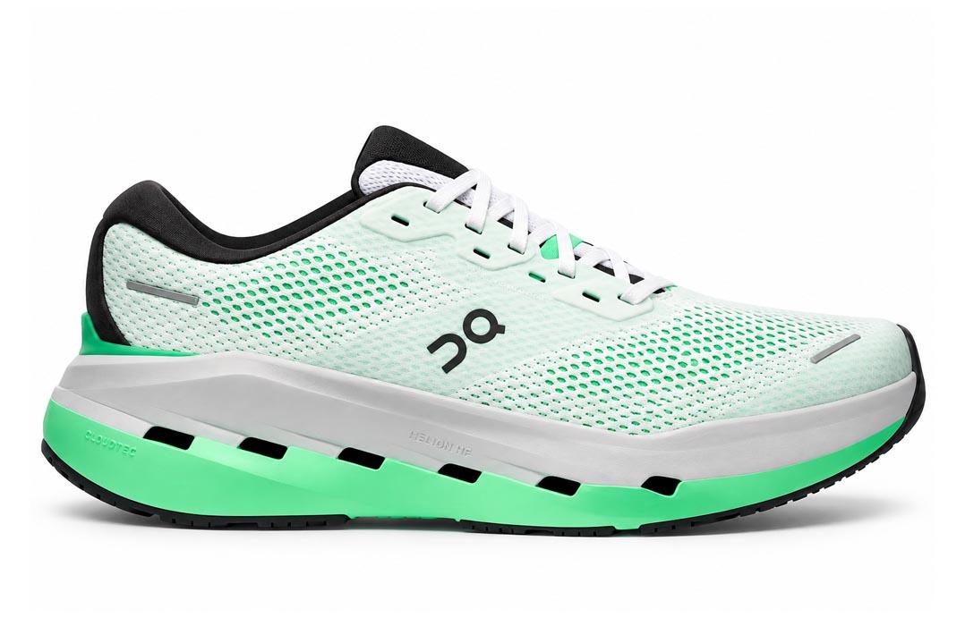 On Cloudrunner 3 Max